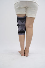 Knee Sleeve with Rigid Hinge
